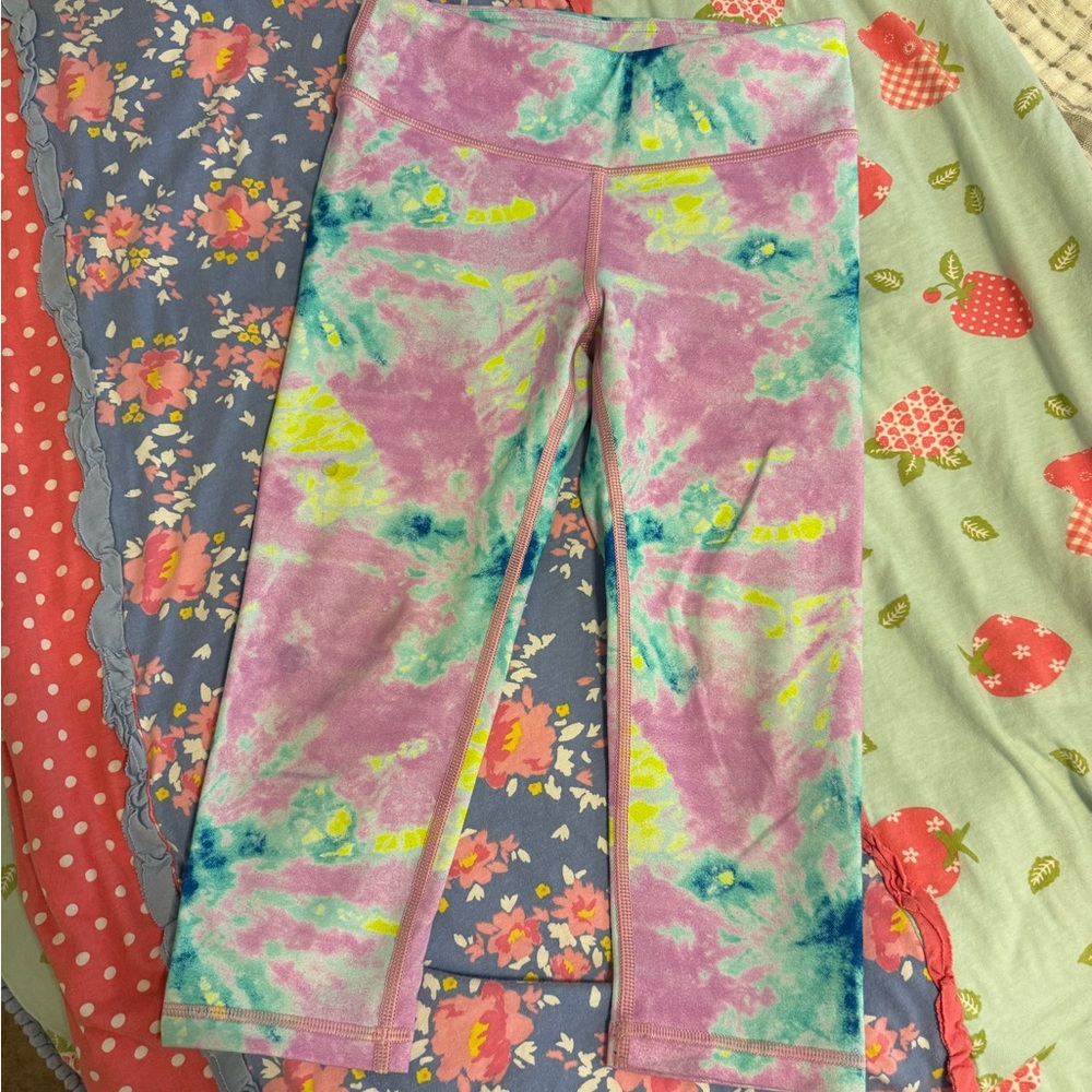 DSG girls size 8-9 dri fit capri